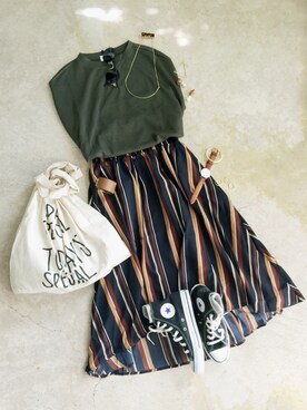 「TODAY'S SPECIAL（トゥデイズスペシャル）のMARCHE BAG/マルシェバッグ（エコバッグ/サブバッグ）」を使った、トレンド服のイタフラさん（レディース・165cm）の夏コーディネート