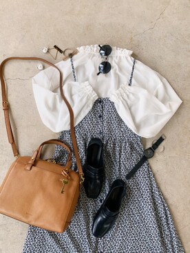 「FOSSIL（フォッシル）のアイテム（ハンドバッグ）」を使った、トレンド服のイタフラさん（レディース・155cm）の春コーディネート