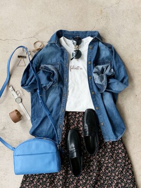 「FOSSIL（フォッシル）のCHELSEA　CROSSBODY　ZB7633(3)（ショルダーバッグ）」を使った、トレンド服のイタフラさん（レディース・161cm）の春コーディネート