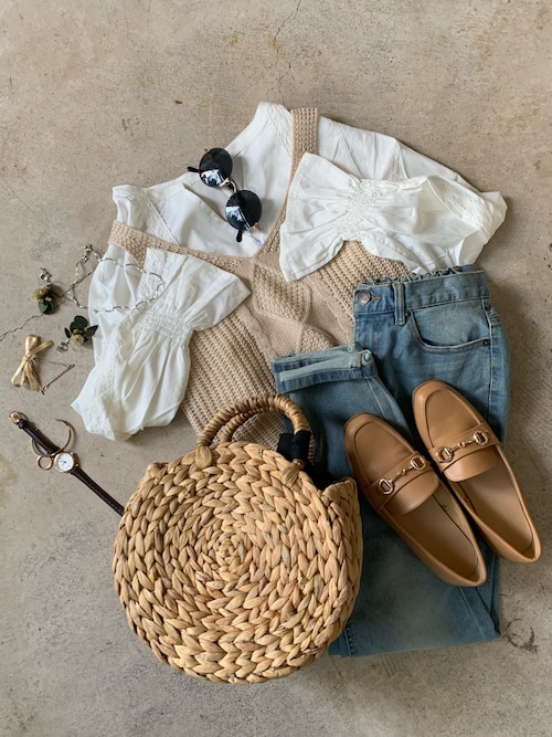 トレンド服のイタフラさんのコーディネート