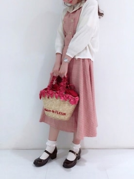 「アイテム（かごバッグ、ピンク系）」を使った、メゾンドフルールstaffさん（レディース・154cm）の春コーディネート