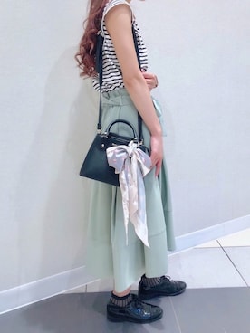 「Maison de FLEUR（メゾンドフルール）のアイテム」を使った、メゾンドフルールstaffさん（レディース・154cm）の春コーディネート