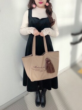 「メゾンドフルール」｜「アイテム（アクセサリー）」を使った、メゾンドフルールstaffさん（レディース・154cm）の冬コーディネート