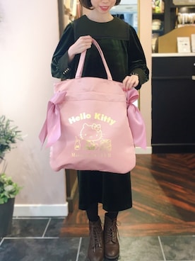 「HELLO KITTY」｜メゾンドフルールstaffさん（レディース・154cm）の冬コーディネート