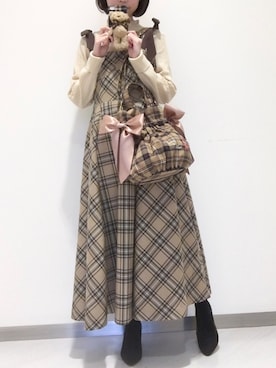 「Maison de FLEUR（メゾンドフルール）のアイテム（PC・スマホグッズ/家電）」を使った、メゾンドフルールstaffさん（レディース・154cm）の秋コーディネート