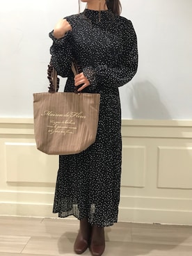 「メゾンドフルール」｜「アイテム（ワンピース/ドレス）」を使った、メゾンドフルールstaffさん（レディース・154cm）の冬コーディネート