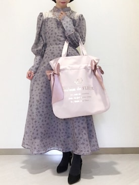「ピンクベージュ」｜「アイテム（財布/小物）」を使った、メゾンドフルールstaffさん（レディース・154cm）の冬コーディネート