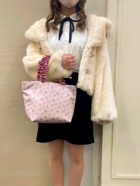 「Maison de FLEUR（メゾンドフルール）のアイテム」を使った、メゾンドフルールstaffさん（レディース・154cm）の冬コーディネート