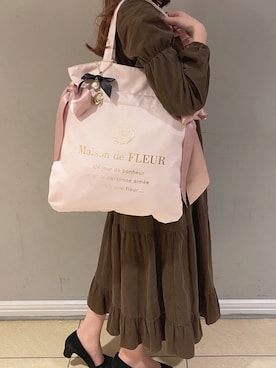 「メゾンドフルール」｜「アイテム（アクセサリー）」を使った、メゾンドフルールstaffさん（レディース・154cm）の冬コーディネート