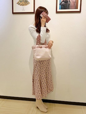 「Maison de FLEUR（メゾンドフルール）のアイテム（スマホケース/カバー）」を使った、メゾンドフルールstaffさん（レディース・154cm）の冬コーディネート