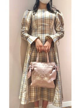 「メゾンドフルール」｜「アイテム（ワンピース/ドレス）」を使った、メゾンドフルールstaffさん（レディース・154cm）の冬コーディネート