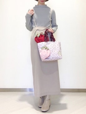 「Maison de FLEUR（メゾンドフルール）のアイテム（財布/小物）」を使った、メゾンドフルールstaffさん（レディース・154cm）の冬コーディネート