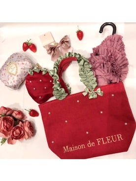 「Maison de FLEUR（メゾンドフルール）のアイテム（財布/小物）」を使った、メゾンドフルールstaffさん（レディース・154cm）の春コーディネート