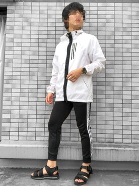 「部屋着」｜「アイテム（ナイロンジャケット）」を使った、はらたさん（メンズ・173cm）の春コーディネート