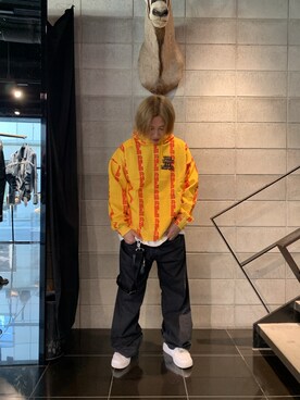 「BlackEyePatch（ブラックアイパッチ）のアイテム（パーカー）」を使った、keitaさん（メンズ・170cm）の冬コーディネート