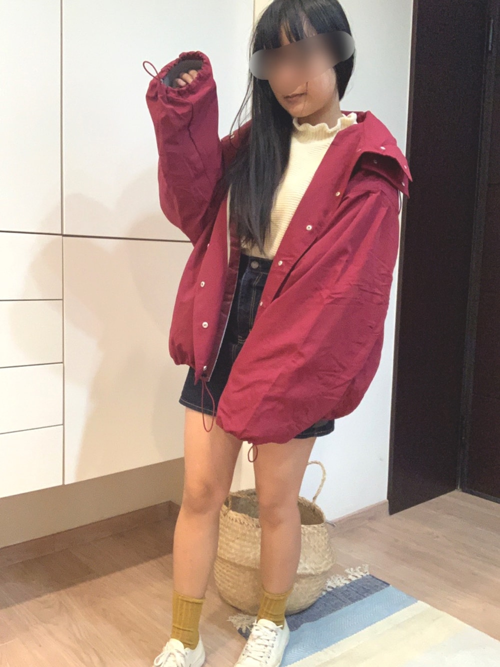 「低身長」｜「Kastaneのボリューム袖ナイロンパーカー（ナイロンジャケット、レッド系）」を使った、p🐱さん（レディース・153cm）の秋コーディネートの1枚目の写真