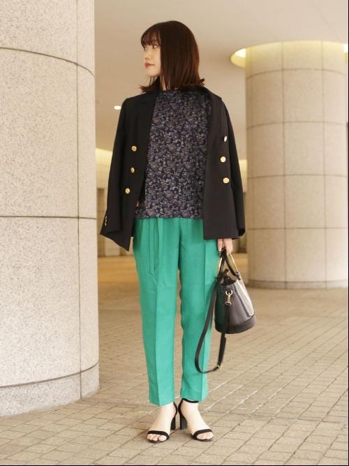 green label relaxing�n� �^�߂���́u�i�b�j�v���g�����R�[�f�B�l�[�g