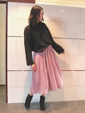 「スカラップ」｜「アイテム（ブーツ）」を使った、りなさん（レディース・166cm）の冬コーディネート