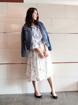 「Color（カラー）のアイテム」を使った、りなさん（レディース・166cm）の春コーディネート