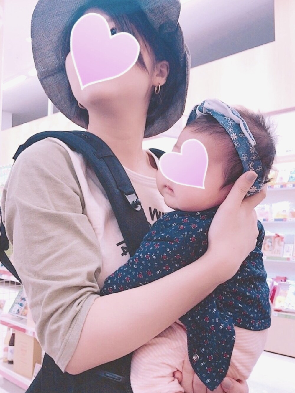 「女の子、3ヶ月、だっこひも、あかちゃん本舗」｜「PETIT BATEAUのアイテム（その他アウター、その他）」を使った、riiiさん（キッズ・70cm）の秋コーディネートの1枚目の写真