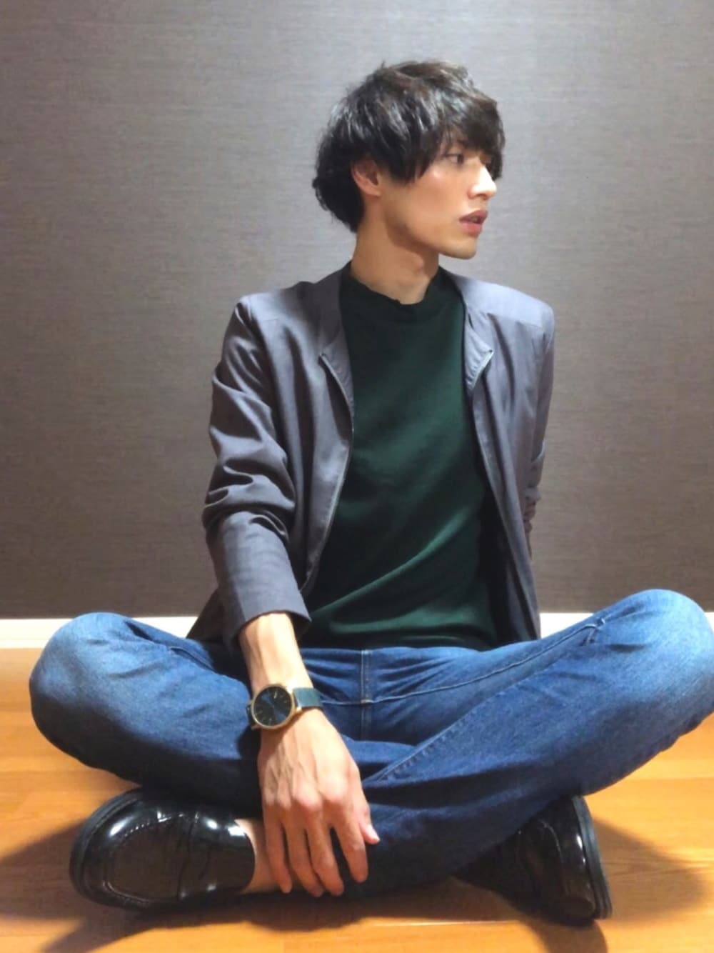 「秋コーデ、ジーンズ、休日スタイル、おしゃれさんと繋がりたい、キレイめ、きれいめカジュアル、カジュアルコーデ、カジュアル、デニム、GU」｜「UNIQLOのMEN ミラクルエアースキニージーンズ（ユーズドウォッシュ）（デニムパンツ、ブルー系）」を使った、naoさん（メンズ・174cm）の秋コーディネートの1枚目の写真