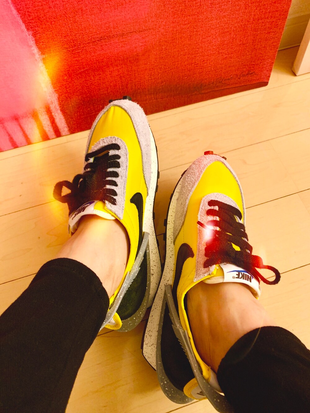 「nikedaybreak、UNDER COVER、daybreak、nikedaybreakundercover、アンダーカバー　スニーカー、レギパン、オトナカジュアル、オトナROCK、オトナ女子、スニーカーコーデ」｜「NIKEのアイテム（スニーカー、イエロー系）」を使った、ladylennyさん（レディース・170cm）の夏コーディネートの1枚目の写真