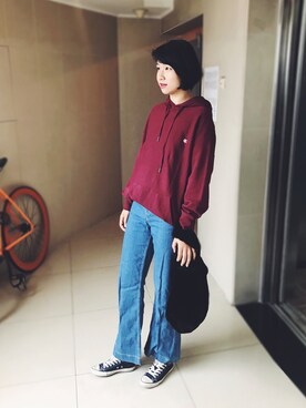 「Ray BEAMS（レイビームス）のRay BEAMS / ストレッチ デニム バギー パンツ（デニムパンツ）」を使った、stellaさん（レディース・169cm）の秋コーディネート