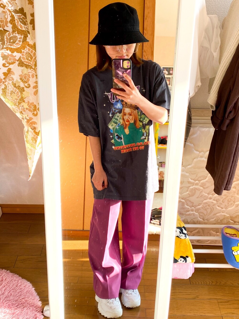 「プチプラコーデ、休日コーデ、低身長、ストリート、ストリートMIX、ストリートコーデ、xgirl、Xgirl_ootd、おしゃれさんと繋がりたい」｜「X-girlのアイテム（Tシャツ/カットソー、グレー系）」を使った、mさん（レディース・148cm）の秋コーディネートの1枚目の写真