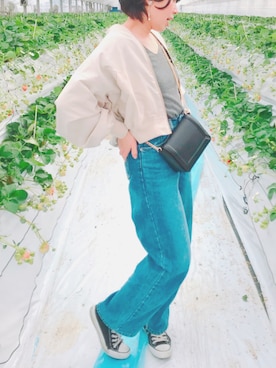 「アイテム（MA-1、ホワイト系）」を使った、sariaさん（レディース・161cm）の冬コーディネート