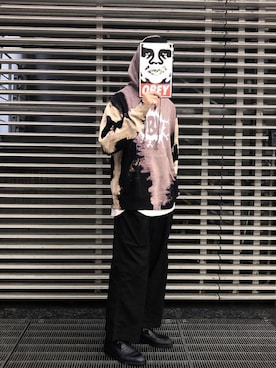 「OBEY（オベイ）のアイテム」を使った、秦翔平さん（メンズ・180cm）の秋コーディネート