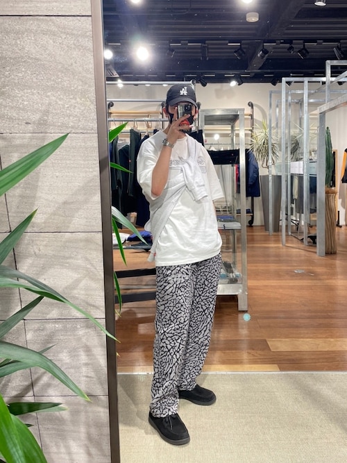 Who S Who Gallery 京都寺町店秦翔平さんのtシャツ カットソーを使ったコーディネート Zozotown