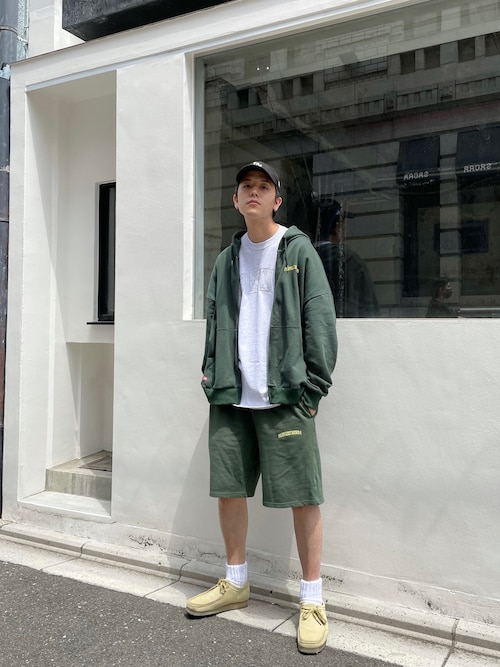 Who S Who Gallery 京都寺町店秦翔平さんのパーカーを使ったコーディネート Zozotown