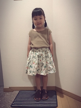 「アイテム（スカート）」を使った、HINAさん（キッズ・100cm）の夏コーディネート