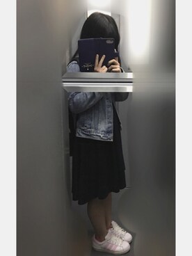 「学校」｜「アイテム（デニムジャケット）」を使った、檸檬さん（レディース・148cm）の秋コーディネート