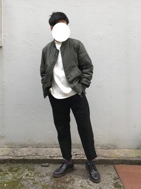 「白ニット」｜「アイテム（MA-1）」を使った、たくたんさん（メンズ・163cm）の冬コーディネート