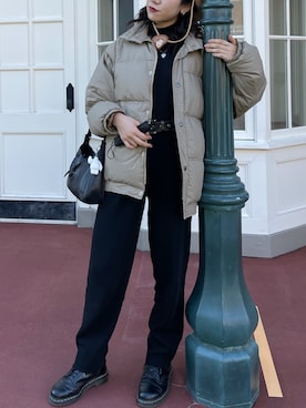 「アイテム（ダウンジャケット/コート、ベージュ系）」を使った、Maoさん（レディース・165cm）の春コーディネート