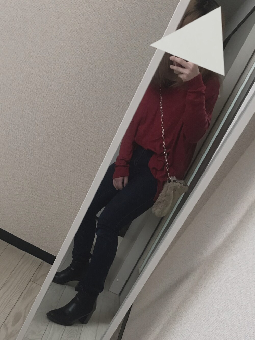 「JEANASISのサイドゴアヒールブーツ/772160（ブーツ、ブラック系）」を使った、えmさん（レディース・158cm）の春コーディネートの1枚目の写真