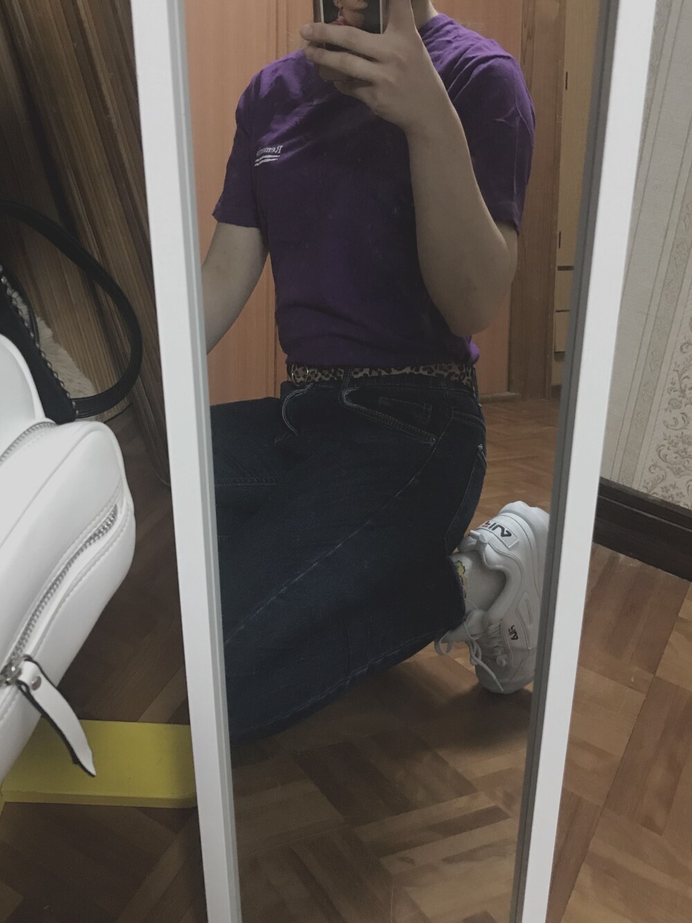 「FILAのFILA ダッドスニーカー DISRUPTOR 2 / ディスラプター2（スニーカー、ホワイト系）」を使った、えmさん（レディース・157cm）の夏コーディネートの1枚目の写真