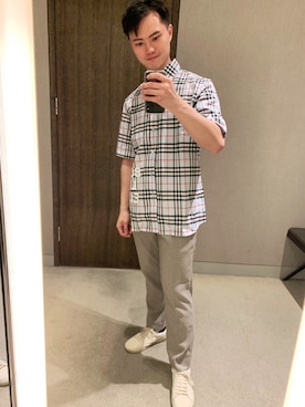 Burberry バーバリー のシャツ ブラウス シルバー系 を使ったメンズ人気ファッションコーディネート Wear Burberry バーバリー のシャツ ブラウス シルバー系 を使ったメンズ人気ファッションコーディネート Wear