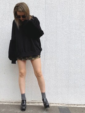 「アイテム（Tシャツ/カットソー、ブラック系）」を使った、ENVYM_MADOKAさん（レディース・163cm）の秋コーディネート