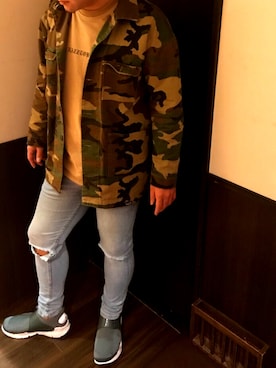「ストリート系」｜「アイテム（その他トップス）」を使った、TAKUさん（メンズ・178cm）の冬コーディネート