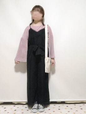 「Chico（チコ）のアイテム（サロペット/オーバーオール）」を使った、ayakaさん（レディース・154cm）の冬コーディネート