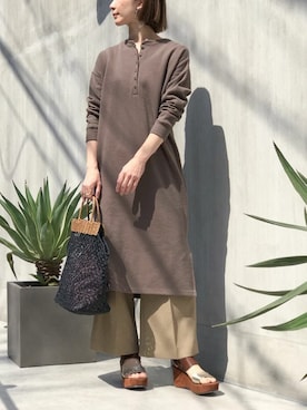 「アースカラー」｜「アイテム（ワンピース/ドレス）」を使った、nano・universe lady's webeditorさん（レディース・158cm）の春コーディネート