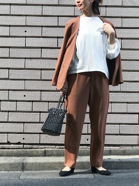 「NANO universe（ナノユニバース）のアイテム（ノーカラージャケット）」を使った、nano・universe lady's webeditorさん（レディース・158cm）の夏コーディネート