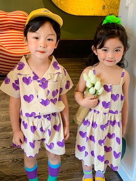 「アイテム（セットアップ、イエロー系）」を使った、aimoha-kids-さん（キッズ・100cm）の夏コーディネート