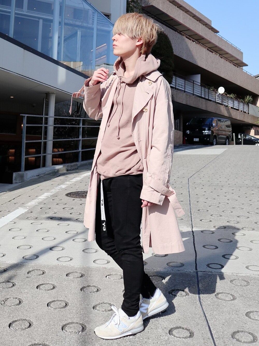 「春コーデ、シンプル、カジュアルコーデ、お洒落さんとつながりたい、春アウター、いいね、save、フォローお願いします🤑、大学生、革靴、ootd、春」｜「WARPのアイテム（ジャケット/アウター、ベージュ系）」を使った、ひろきさん（メンズ・178cm）の春コーディネートの1枚目の写真