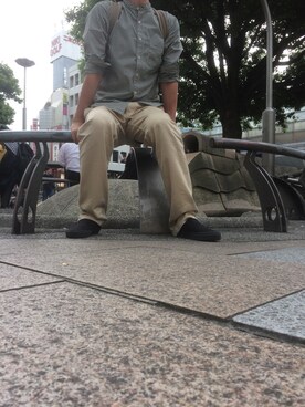 「UNIQLO（ユニクロ）のアイテム（チノパンツ、ベージュ系）」を使った、hihihihihiさん（メンズ・175cm）の夏コーディネート