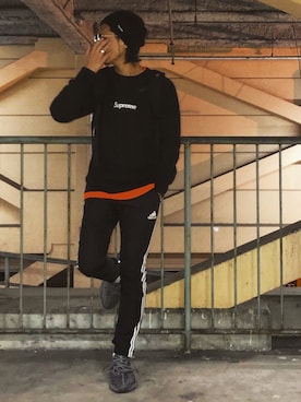 「イージーブースト」｜「アイテム（スウェット）」を使った、Hayato Kanekoさん（メンズ・172cm）の春コーディネート