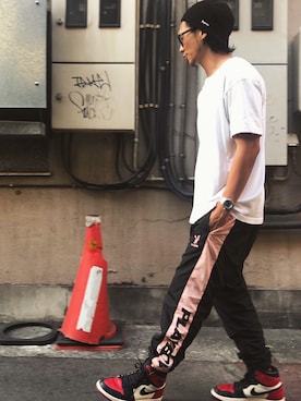 「PLAYBOY（プレイボーイ）のアイテム（パンツ）」を使った、Hayato Kanekoさん（メンズ・172cm）の春コーディネート