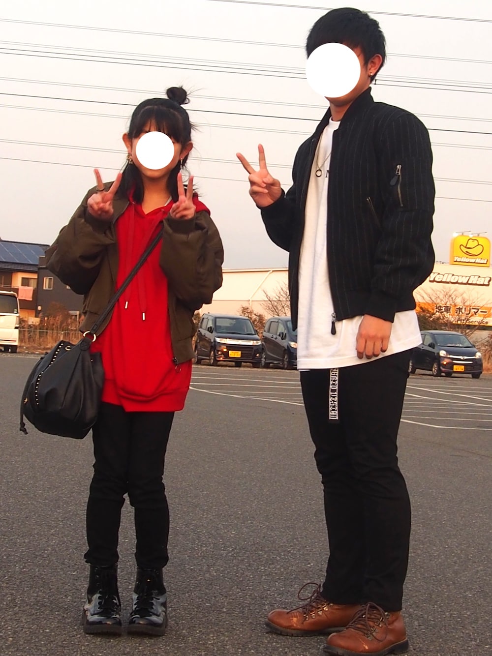 「きょうだい、冬、おしゃれさんと繋がりたい、黒スキニー、ブーツ、GU、H&M、しまむら、中学生、小学生」｜「H&Mのアイテム（ブーツ、ブラック系）」を使った、Tatsuk!さん（メンズ・165cm）の冬コーディネートの1枚目の写真